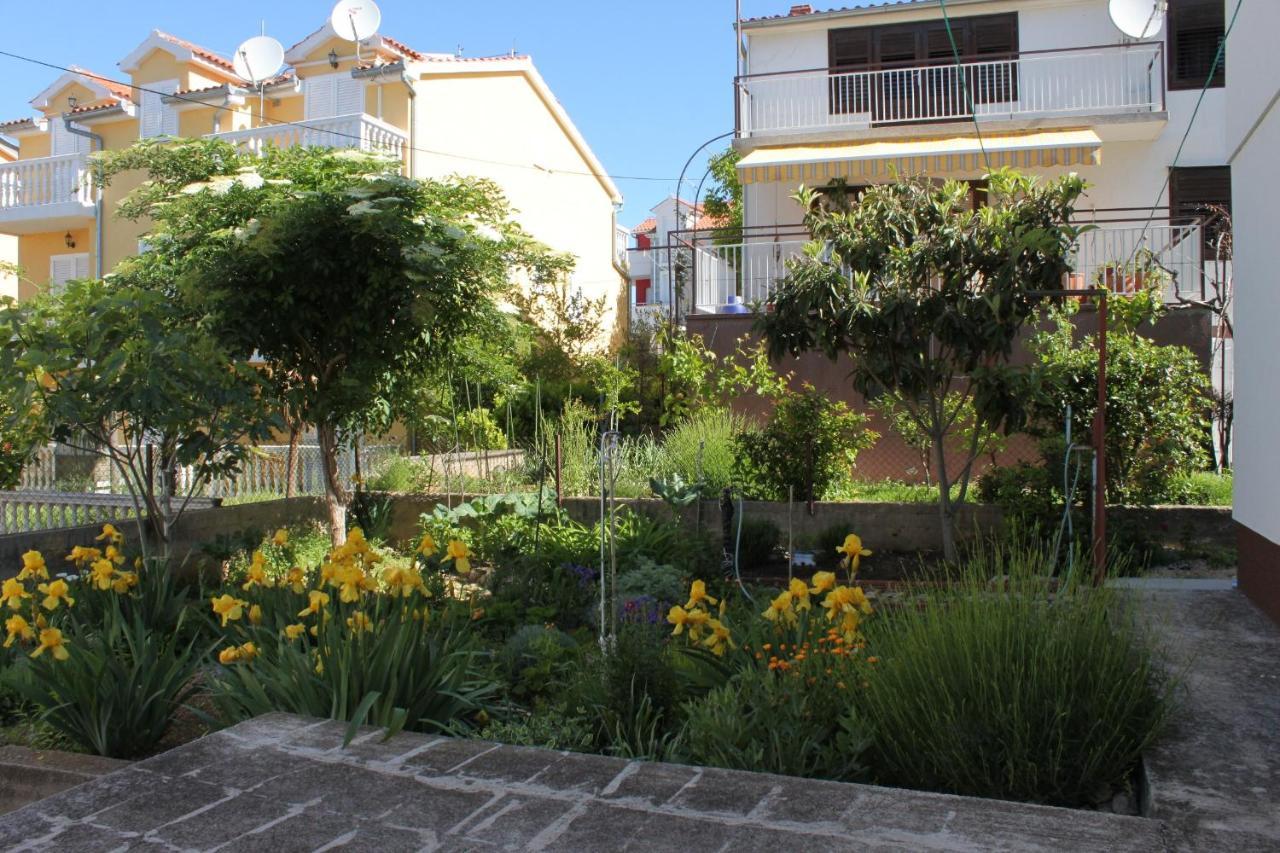 Apartments With A Parking Space Vodice - 7604 外观 照片